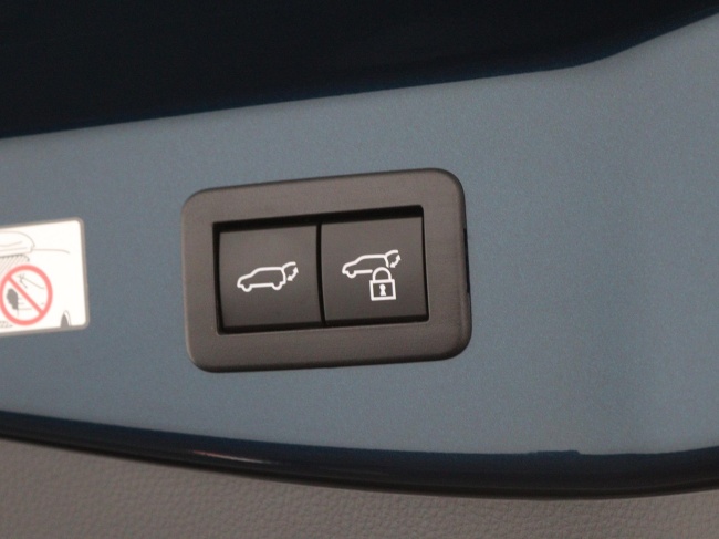 Toyota C-HR - 1.8 Hybrid 140 First Edition