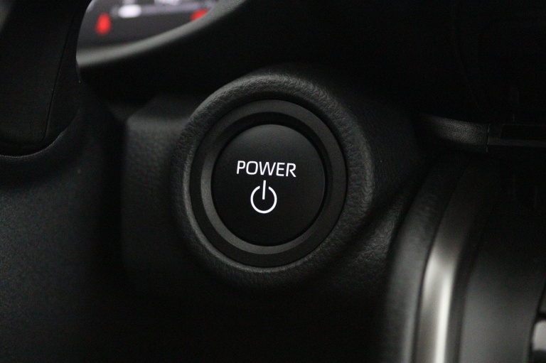 Toyota C-HR - 1.8 Hybrid 140 First Edition 44