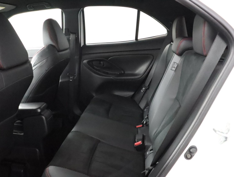 Toyota Yaris Cross - 1.5 Hybrid GR Sport 18