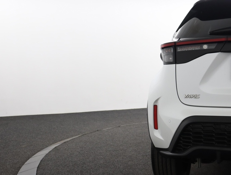 Toyota Yaris Cross - 1.5 Hybrid GR Sport 39