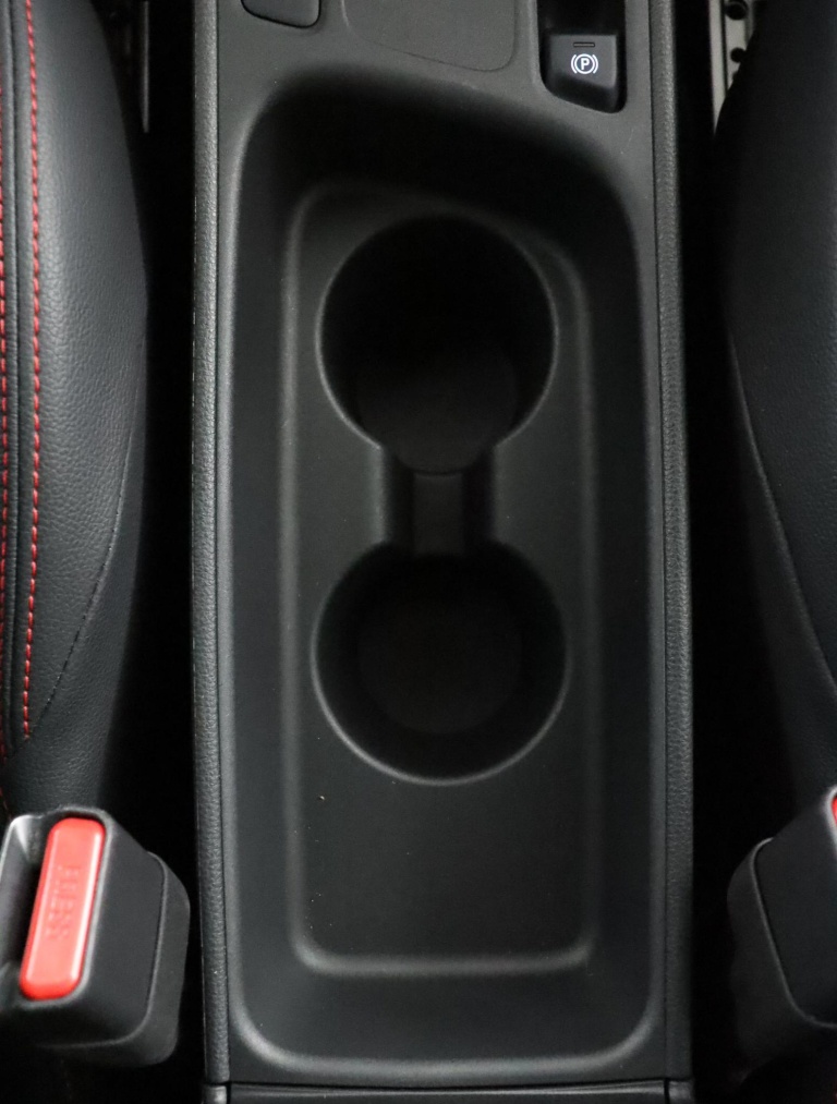 Toyota Yaris Cross - 1.5 Hybrid GR Sport 53