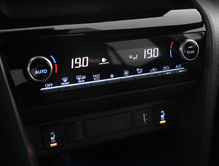 Toyota Yaris Cross - 1.5 Hybrid GR Sport 7