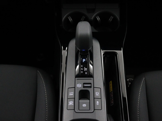 Toyota Prius - 2.0 Plug-in Hybrid 220 Executive Panoramisch dak