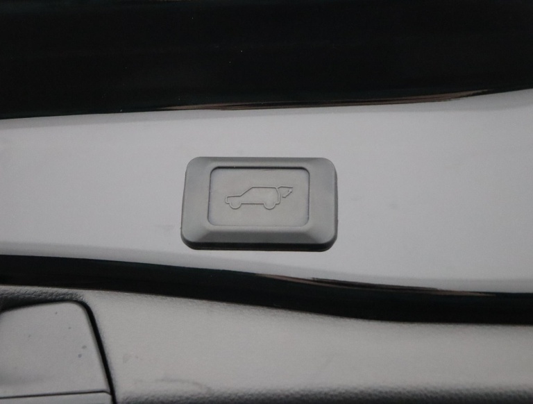 Toyota RAV4 - 2.5 Hybrid AWD Executive 44