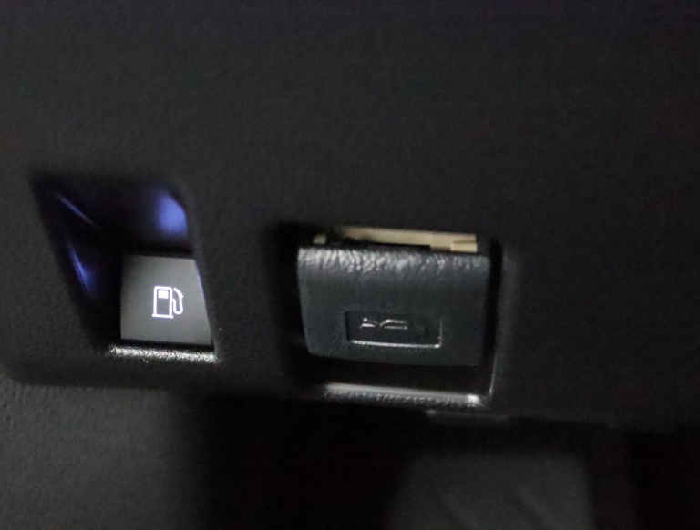 Toyota RAV4 - 2.5 Hybrid AWD Executive 47