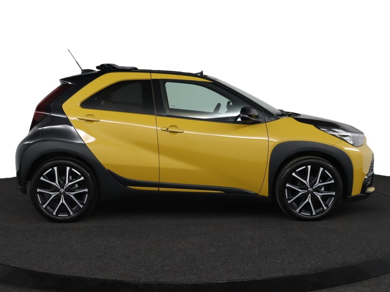 Toyota Aygo X - Hybrid 115 GR Sport 13