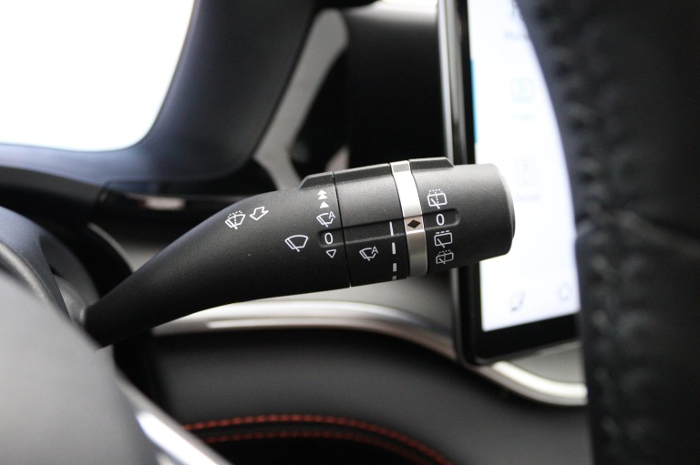 BYD SEAL U - 1.5 T DM-i AWD Design 28