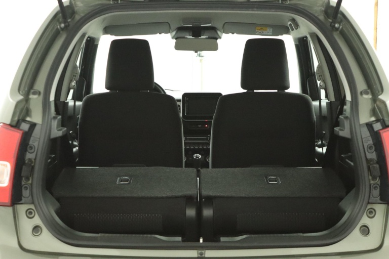 Suzuki Ignis - 1.2 Smart Hybrid Style 26