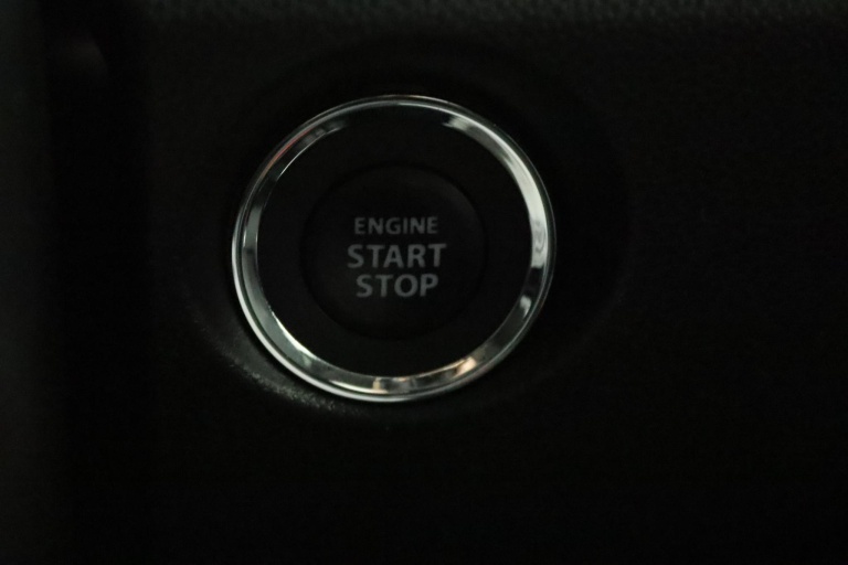 Suzuki Ignis - 1.2 Smart Hybrid Style 51