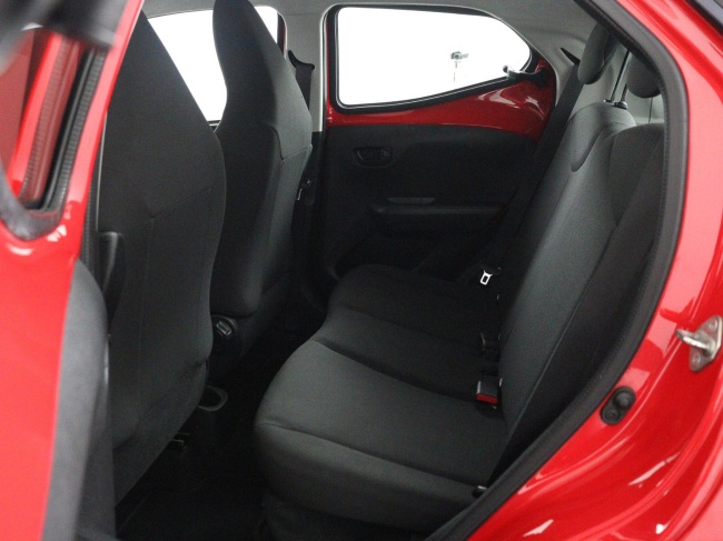 Toyota Aygo - 1.0 VVT-i x-fun