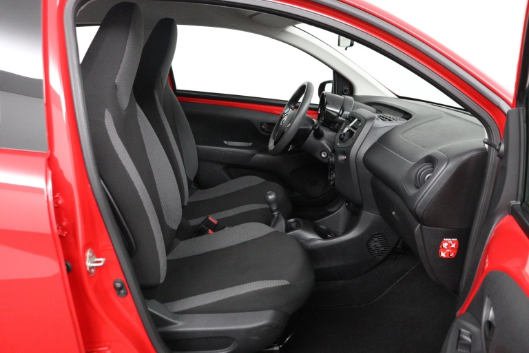 Toyota Aygo - 1.0 VVT-i x-fun 17