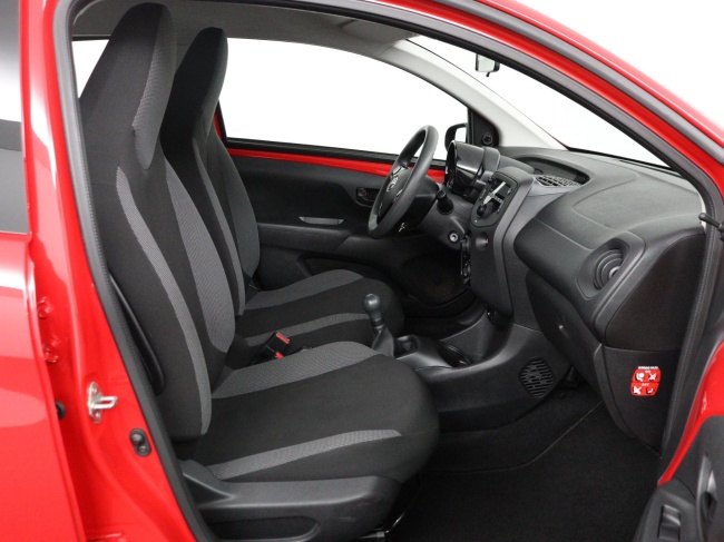 Toyota Aygo - 1.0 VVT-i x-fun