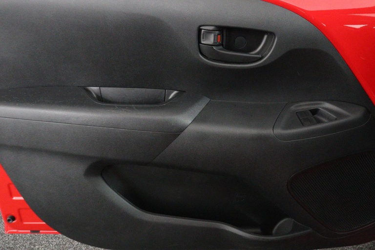 Toyota Aygo - 1.0 VVT-i x-fun 36