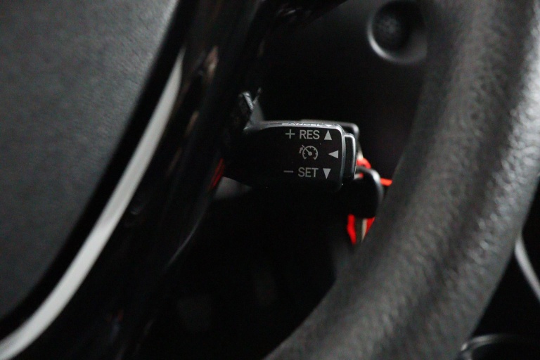 Toyota Aygo - 1.0 VVT-i x-fun 38