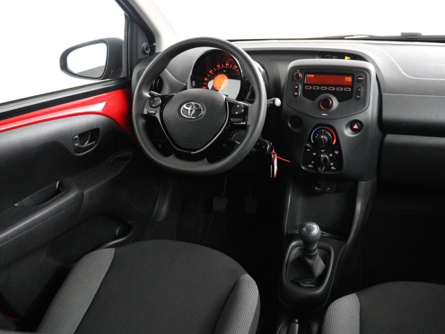 Toyota Aygo - 1.0 VVT-i x-fun