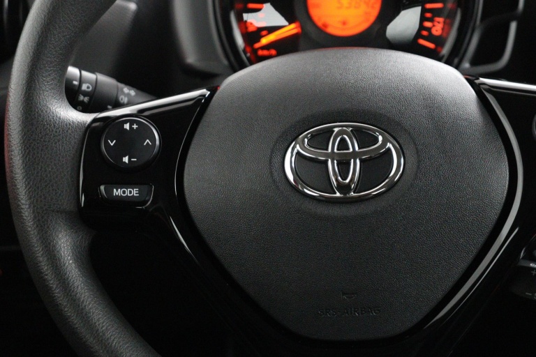 Toyota Aygo - 1.0 VVT-i x-fun 47