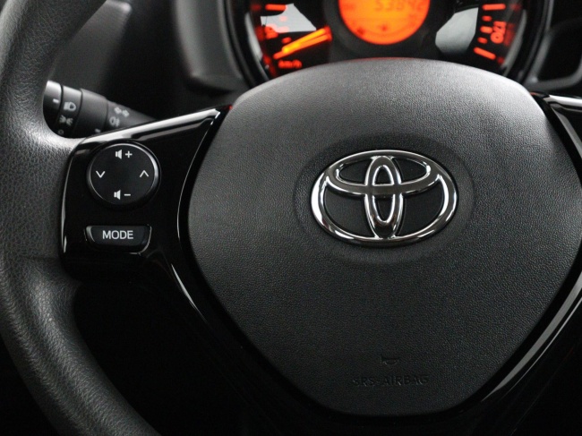 Toyota Aygo - 1.0 VVT-i x-fun