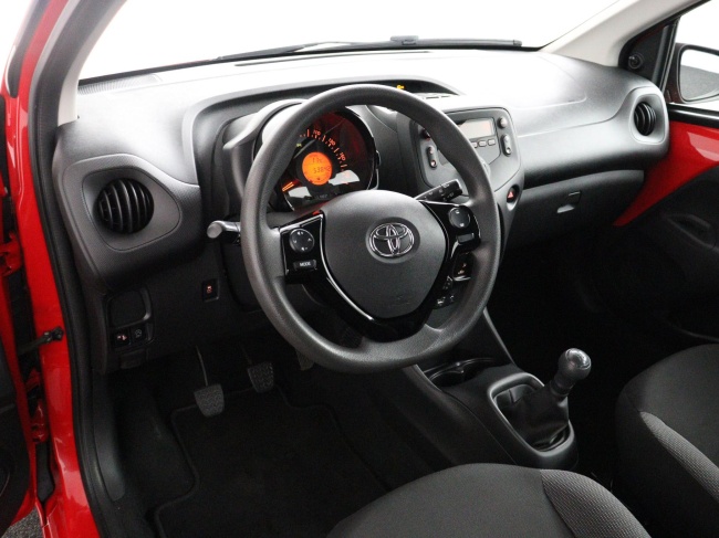 Toyota Aygo - 1.0 VVT-i x-fun