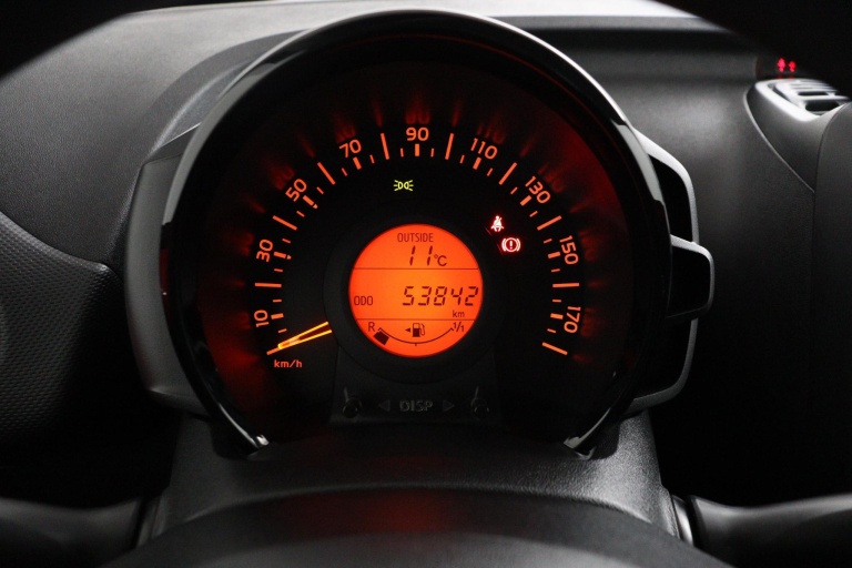 Toyota Aygo - 1.0 VVT-i x-fun 6