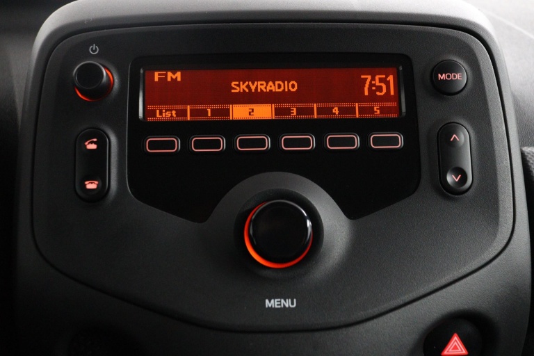 Toyota Aygo - 1.0 VVT-i x-fun 8