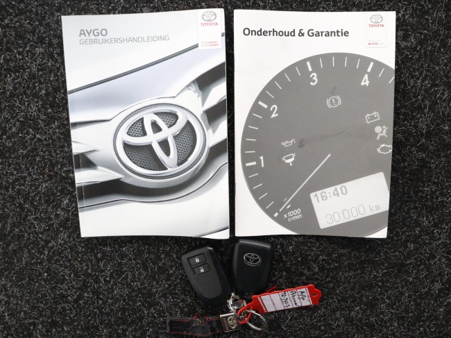 Toyota Aygo - 1.0 VVT-i x-clusiv