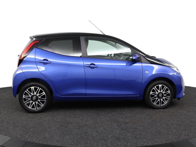 Toyota Aygo - 1.0 VVT-i x-clusiv