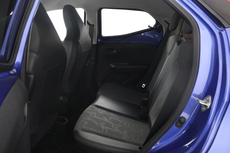 Toyota Aygo - 1.0 VVT-i x-clusiv 18