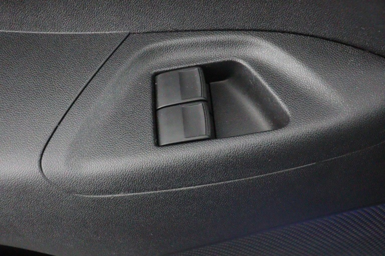 Toyota Aygo - 1.0 VVT-i x-clusiv 28