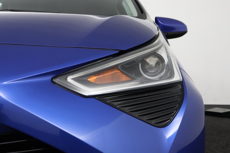 Toyota Aygo - 1.0 VVT-i x-clusiv 36