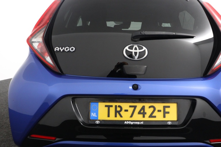 Toyota Aygo - 1.0 VVT-i x-clusiv 42