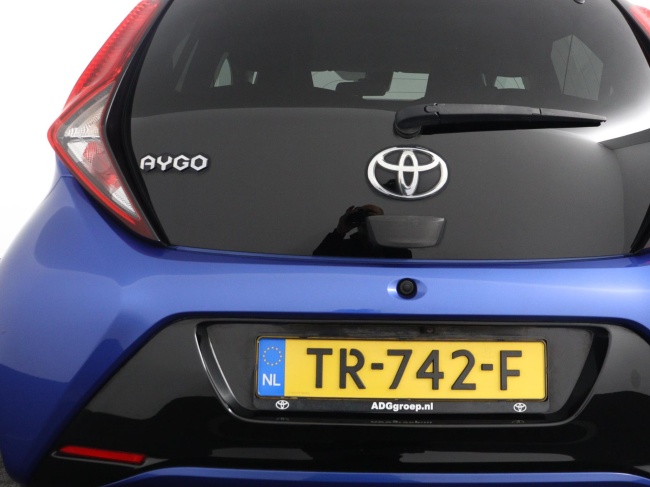 Toyota Aygo - 1.0 VVT-i x-clusiv
