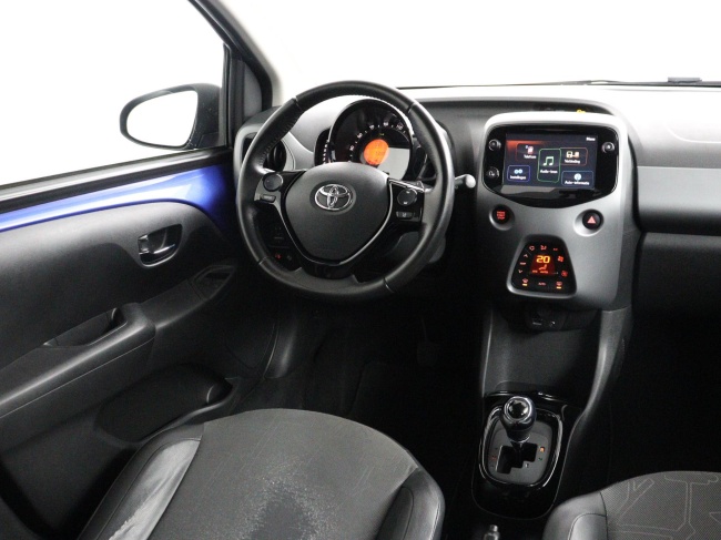 Toyota Aygo - 1.0 VVT-i x-clusiv