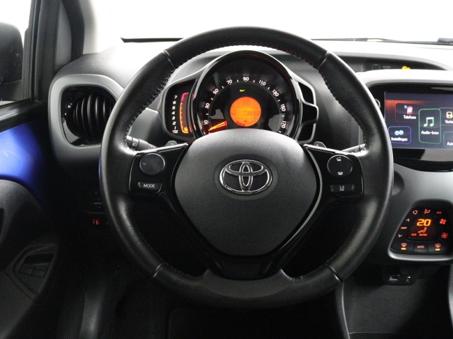 Toyota Aygo - 1.0 VVT-i x-clusiv