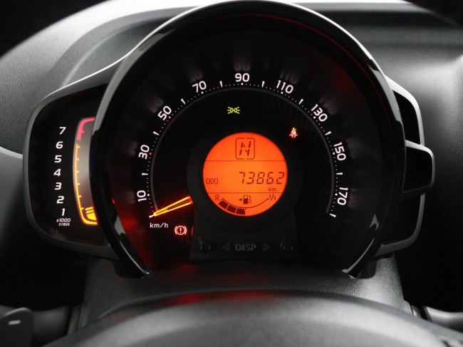 Toyota Aygo - 1.0 VVT-i x-clusiv