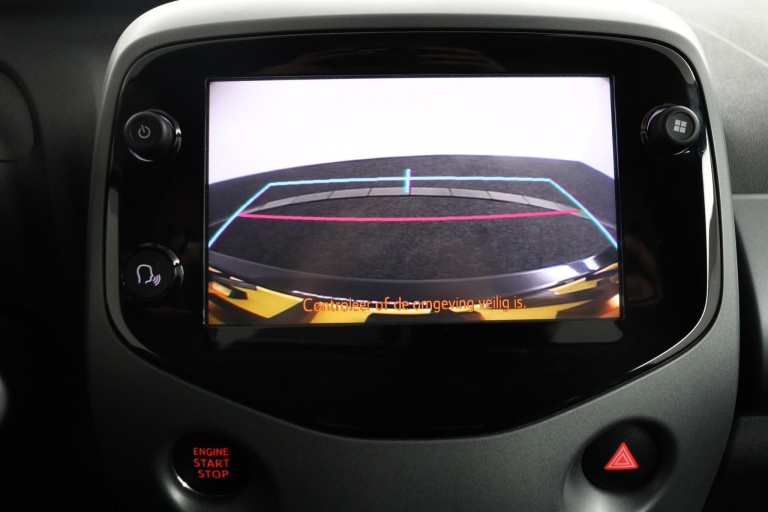 Toyota Aygo - 1.0 VVT-i x-clusiv 9