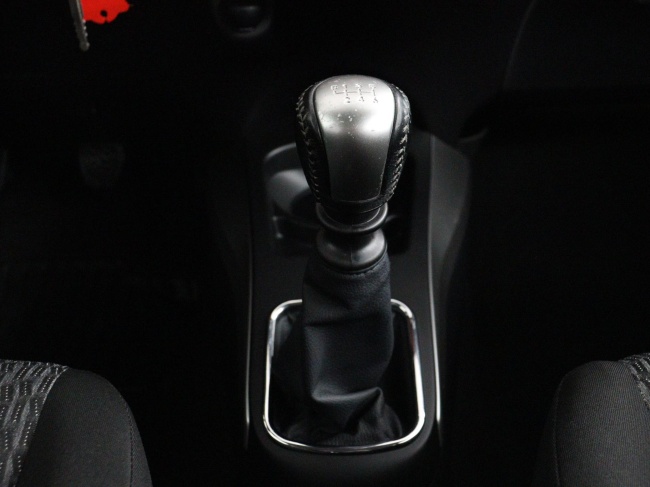 Toyota Yaris - 1.3 VVT-i Aspiration