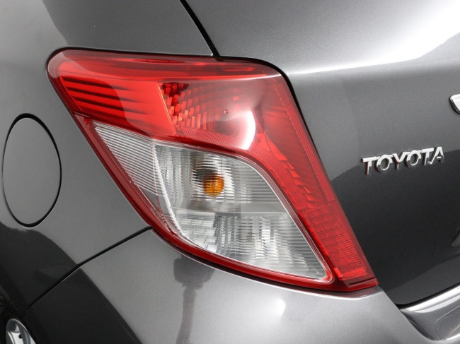 Toyota Yaris - 1.3 VVT-i Aspiration