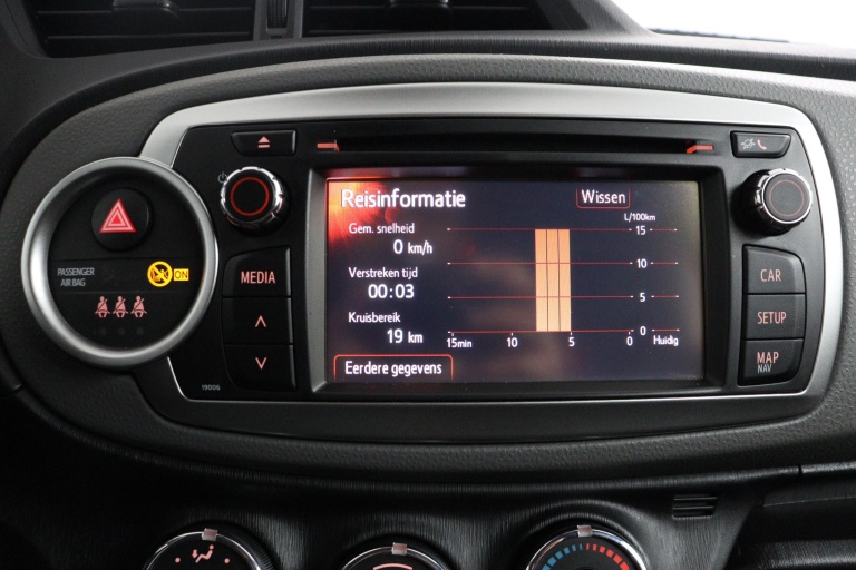 Toyota Yaris - 1.3 VVT-i Aspiration 49