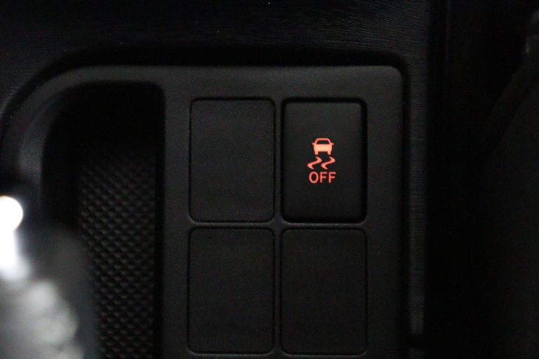 Toyota Yaris - 1.3 VVT-i Aspiration 56