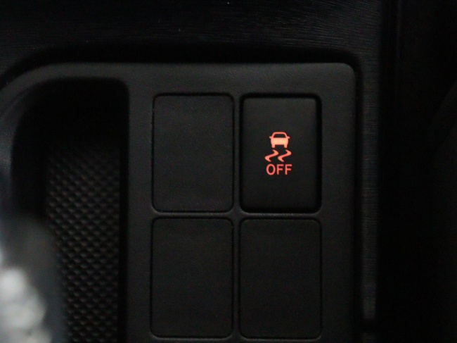 Toyota Yaris - 1.3 VVT-i Aspiration