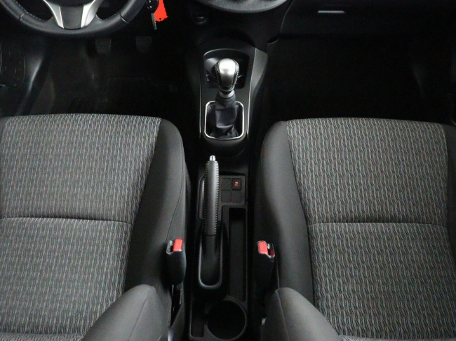 Toyota Yaris - 1.3 VVT-i Aspiration