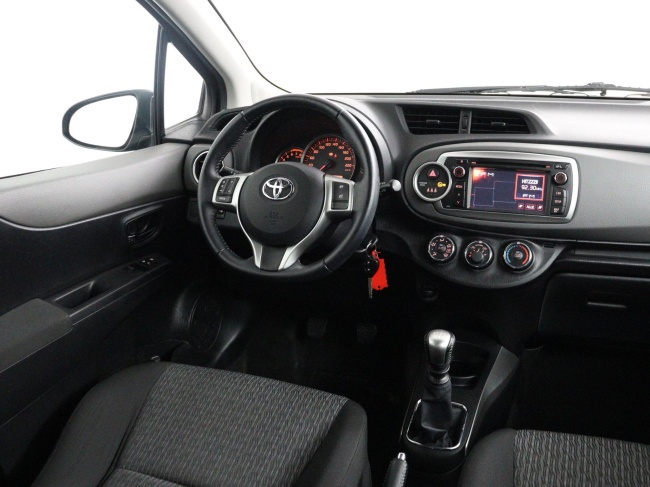 Toyota Yaris - 1.3 VVT-i Aspiration