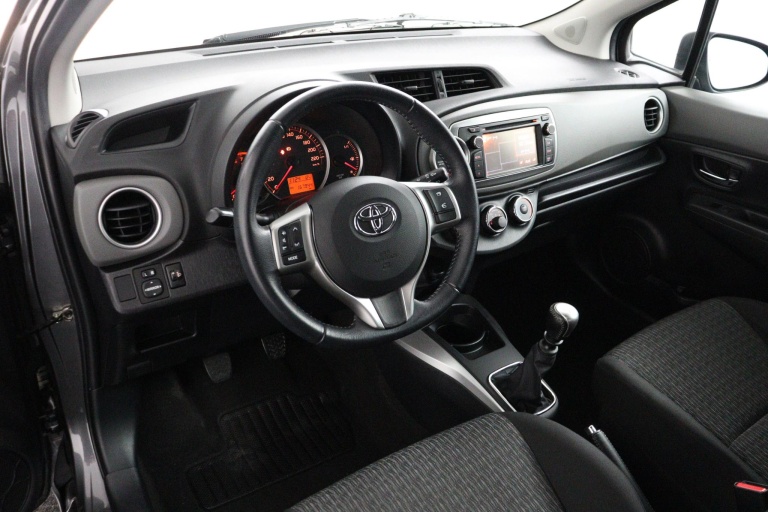 Toyota Yaris - 1.3 VVT-i Aspiration 60