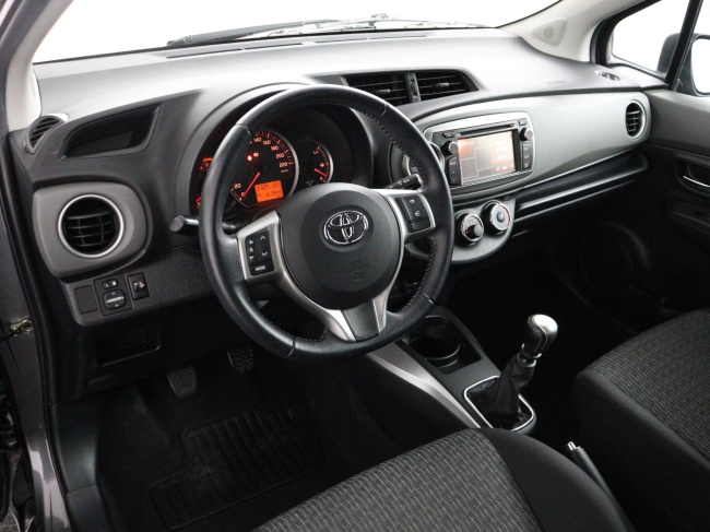 Toyota Yaris - 1.3 VVT-i Aspiration