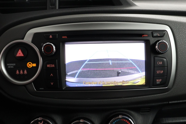 Toyota Yaris - 1.3 VVT-i Aspiration 9