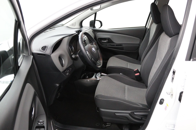 Toyota Yaris - 1.5 Hybrid Aspiration 17