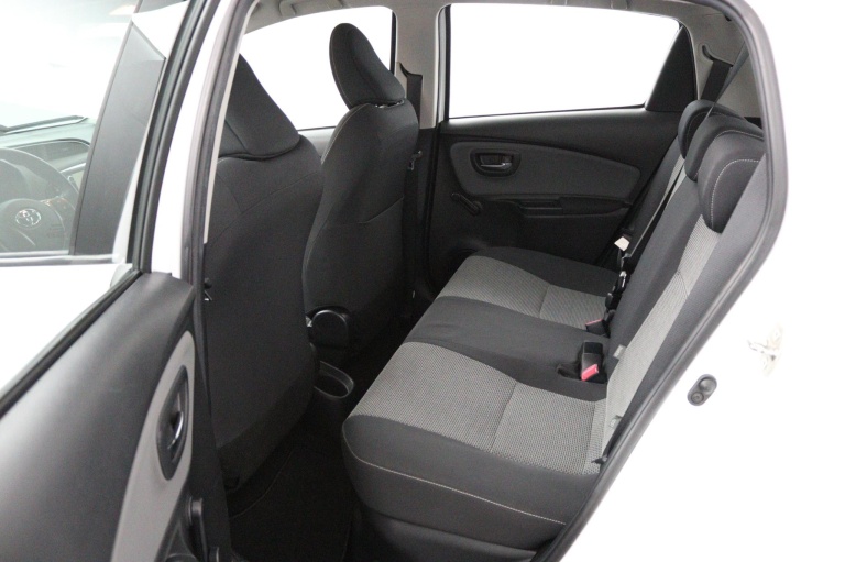 Toyota Yaris - 1.5 Hybrid Aspiration 18