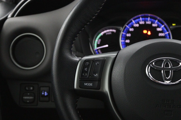 Toyota Yaris - 1.5 Hybrid Aspiration 19