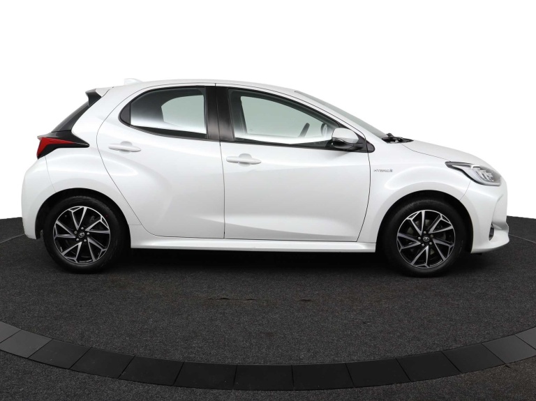 Toyota Yaris - 1.5 Hybrid First Edition 13