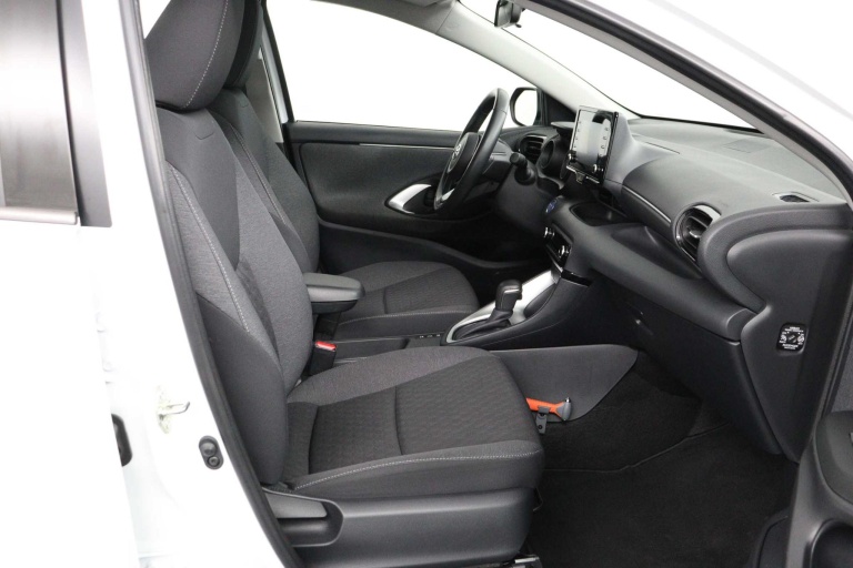 Toyota Yaris - 1.5 Hybrid First Edition 22